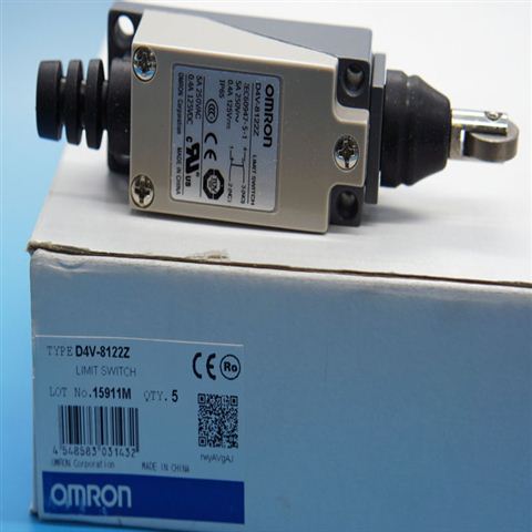滚轮柱塞型行程开关D4V-8122Z